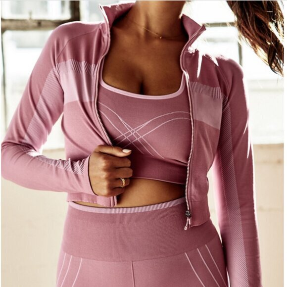 NWT Fabletics pink Tory Cropped Seamless Jacket sz M--SOLD OUT on Fabletics site - Picture 3 of 14